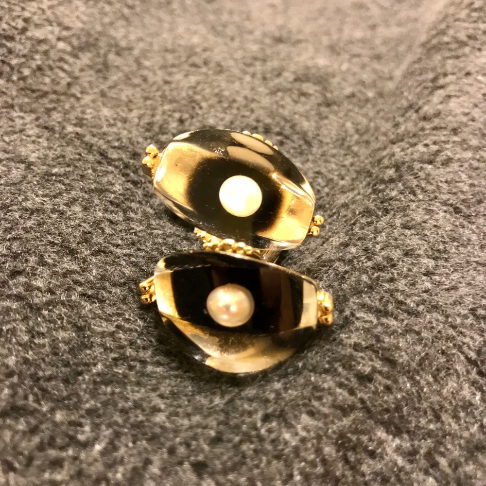 Cuff links